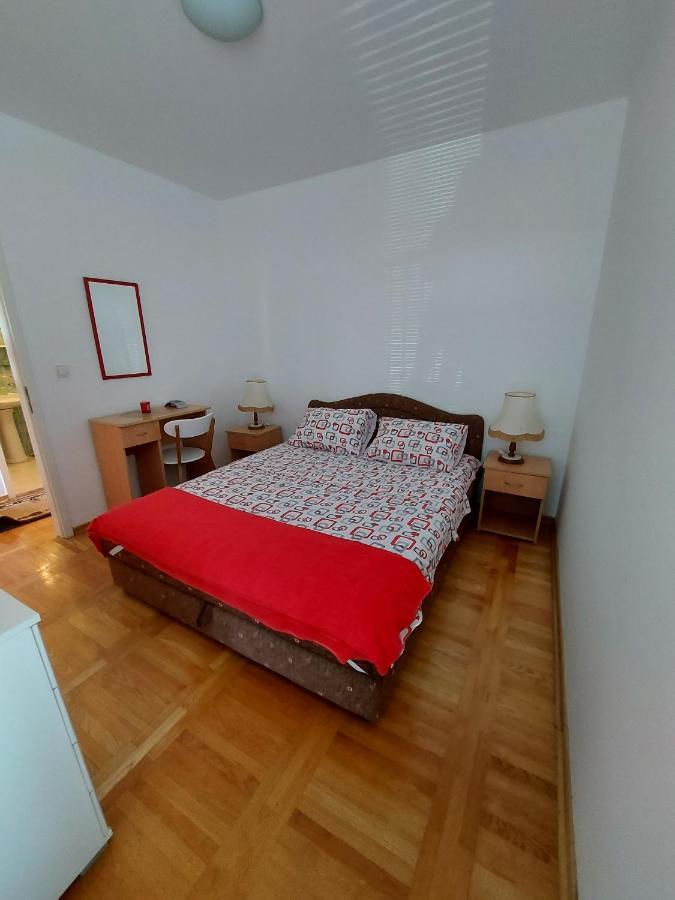 One Bedroom Apartment Ljilja Свети-Стефан Экстерьер фото