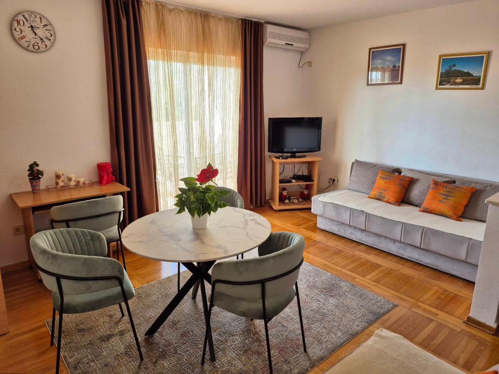 One Bedroom Apartment Ljilja Свети-Стефан Экстерьер фото